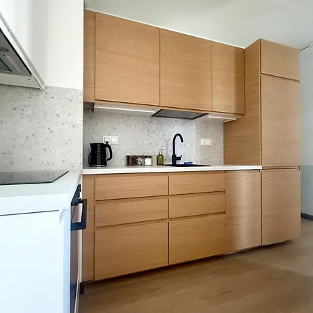 Cozy Szeligowska With Free Parking Apartamento Varsóvia