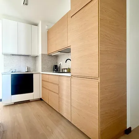 Cozy Szeligowska With Free Parking Apartamento
